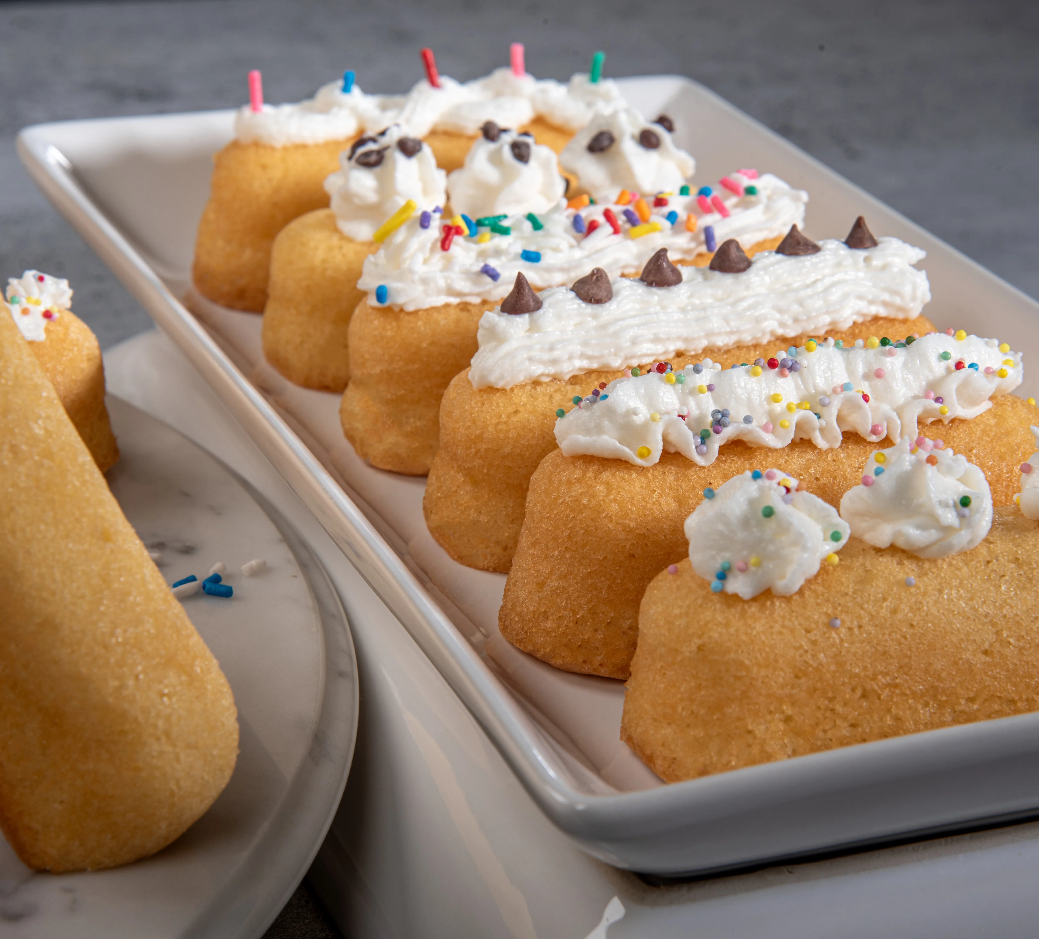 Crème Cakes - Image 3